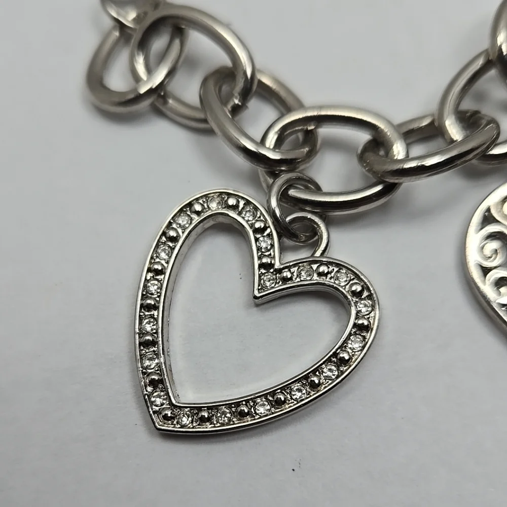 Womens Avon Silver Tone Heart Charm Watch New Battery Love Valentine Anniversary